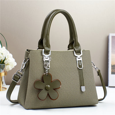 Personalized Western Style Large Capacity Exquisite Accessories Shoulder Messenger Bag