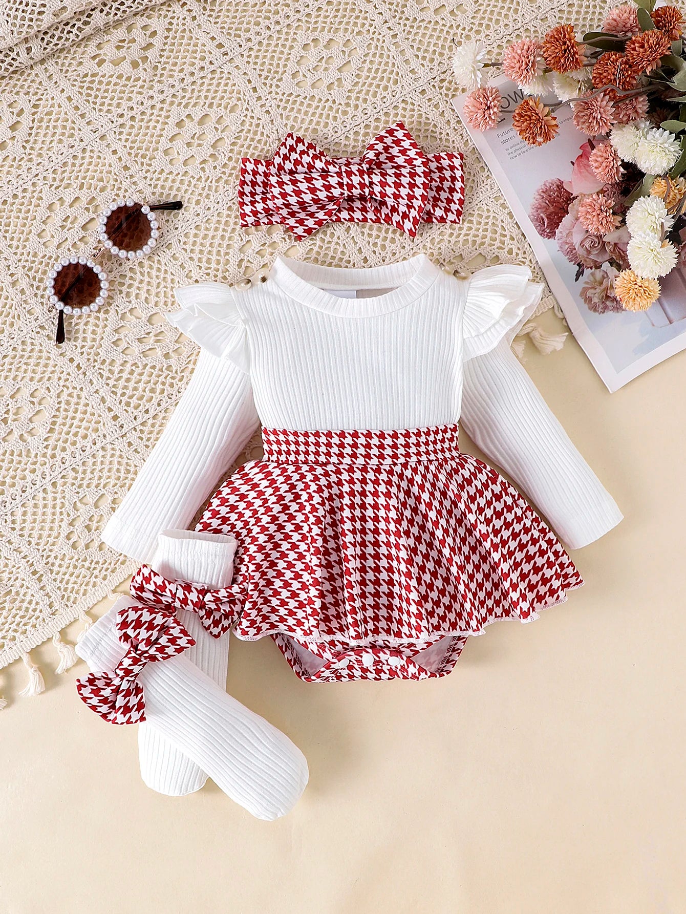 Baby Girls Aged 0-1 Years Old Have Comfortable Sweet And Cute Black Top + Houndstooth Skirt + Hair Band