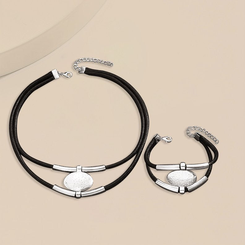 Elegant Black And Silver Jewelry Set -  A Modern Twist On Classic Style